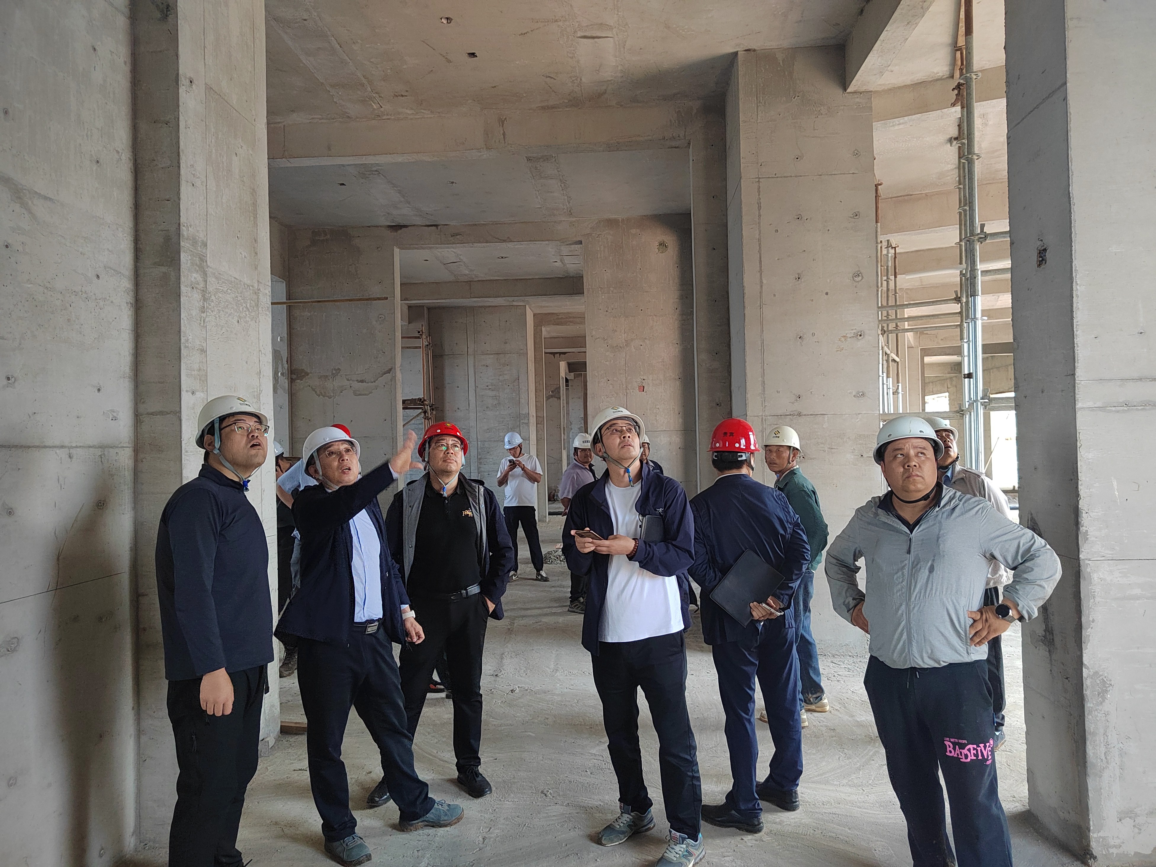 树标杆筑精品 赋能城市更新——东升国际官网集团陆海村城改项目获评区域标杆工程(图3)